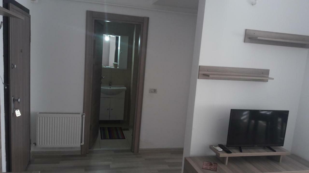 Aleea Argos 6 Bloc22 Apartment Мамая Екстериор снимка